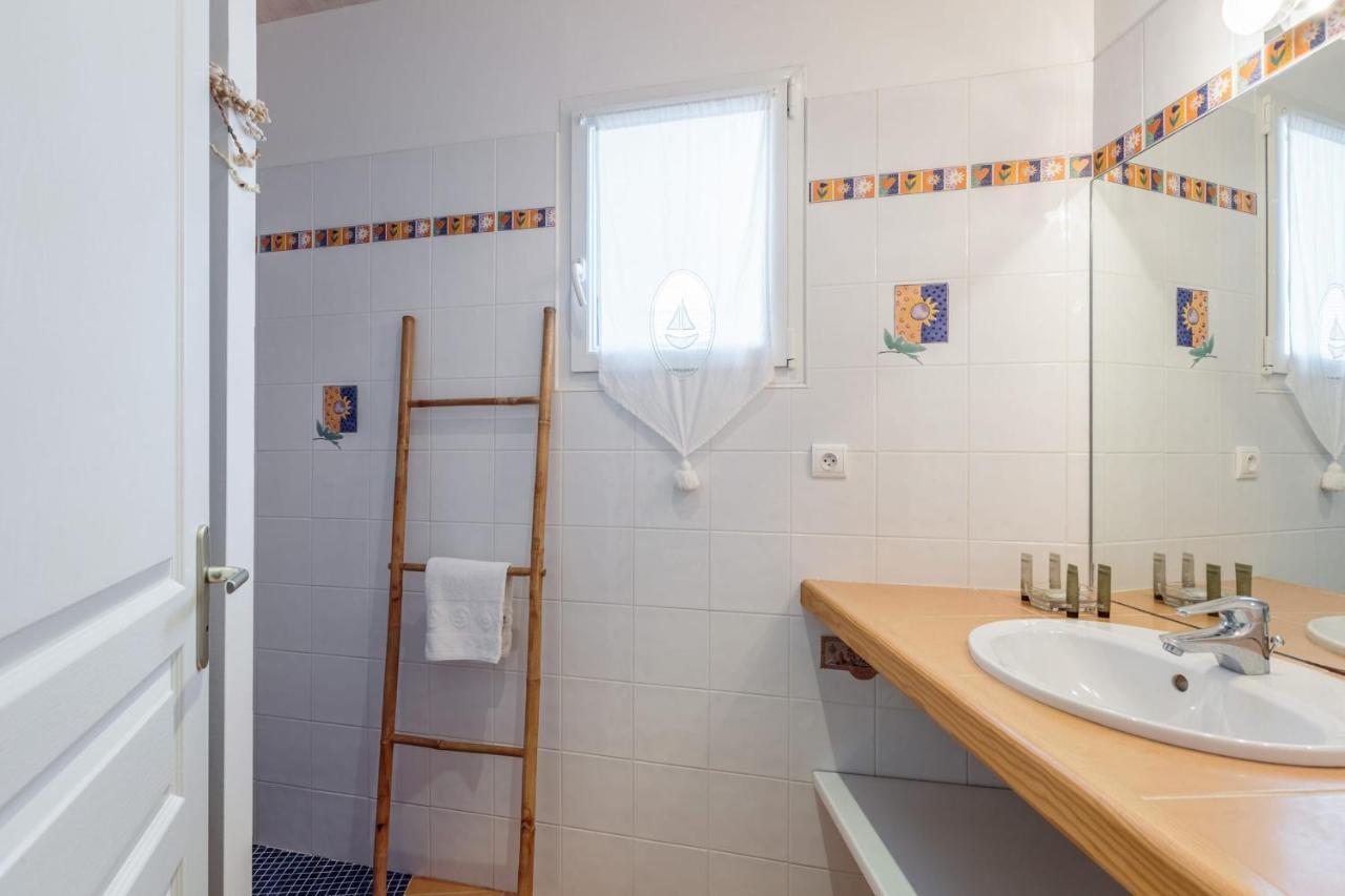 Nice Studio With Veranda Nearby The Beach In La Flotte - Welkeys Εξωτερικό φωτογραφία